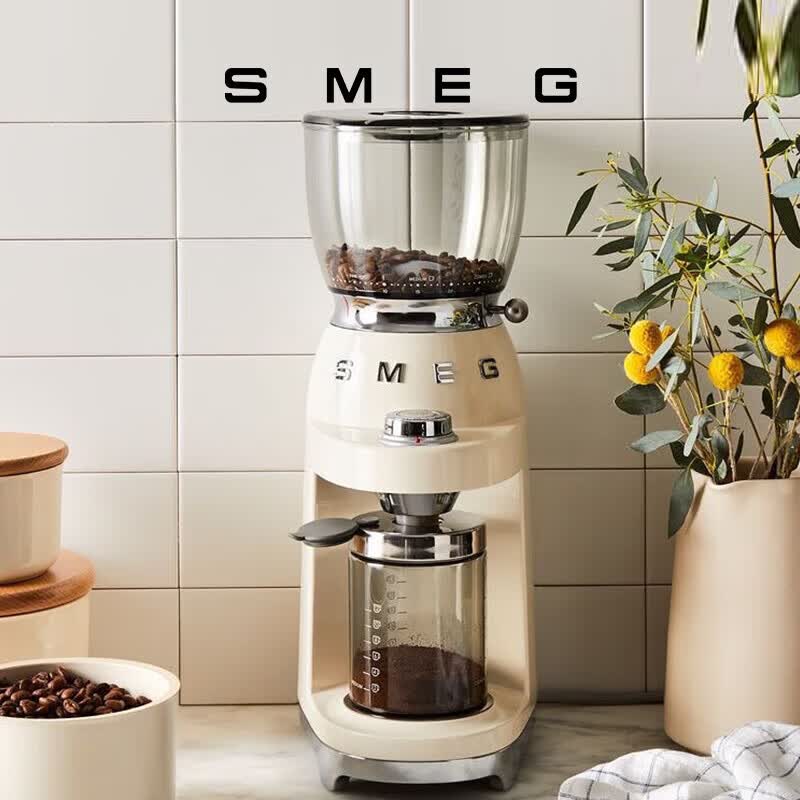 SMEG-CGF11CREU咖啡机图片