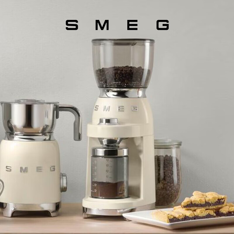 SMEG-CGF11CREU咖啡机图片